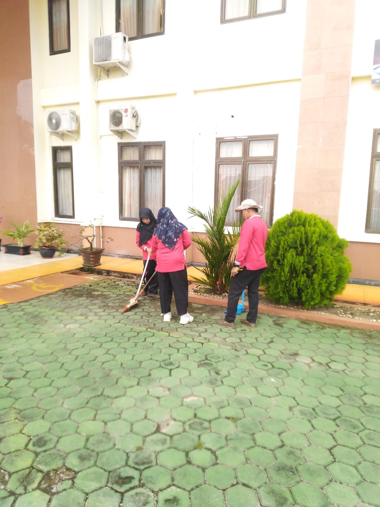kebersihan jumat 19 april 2024 1
